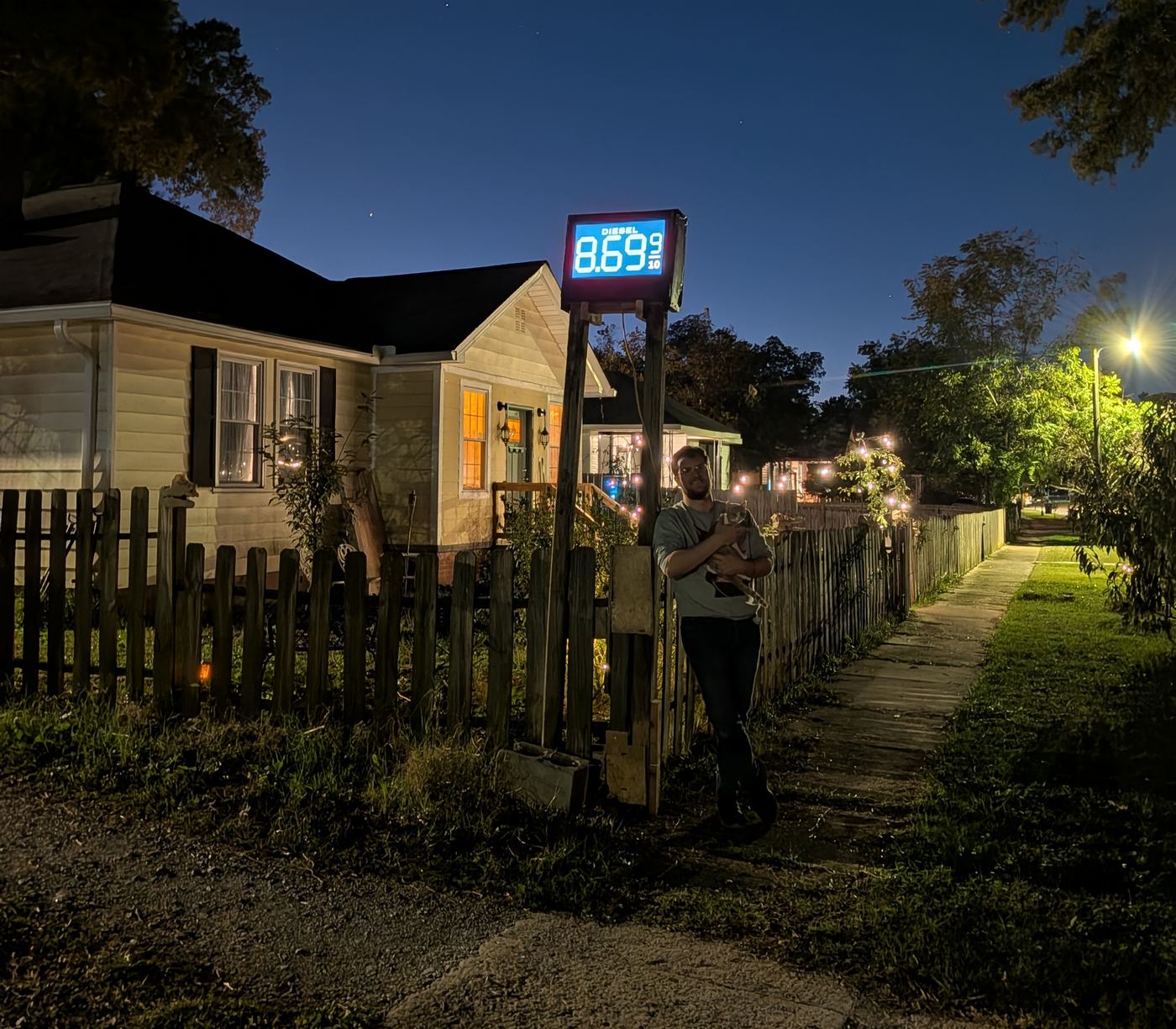 The finished gas sign at night
